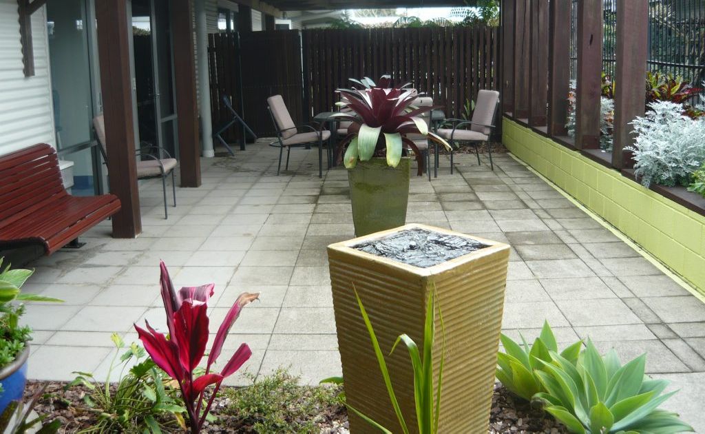 The garden incorporates soft plantings and edges. The garden incorporates soft plantings and edges.